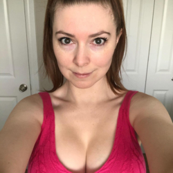 Angelina (35)
