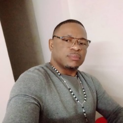 Anthonychukwun is looking for singles for a date